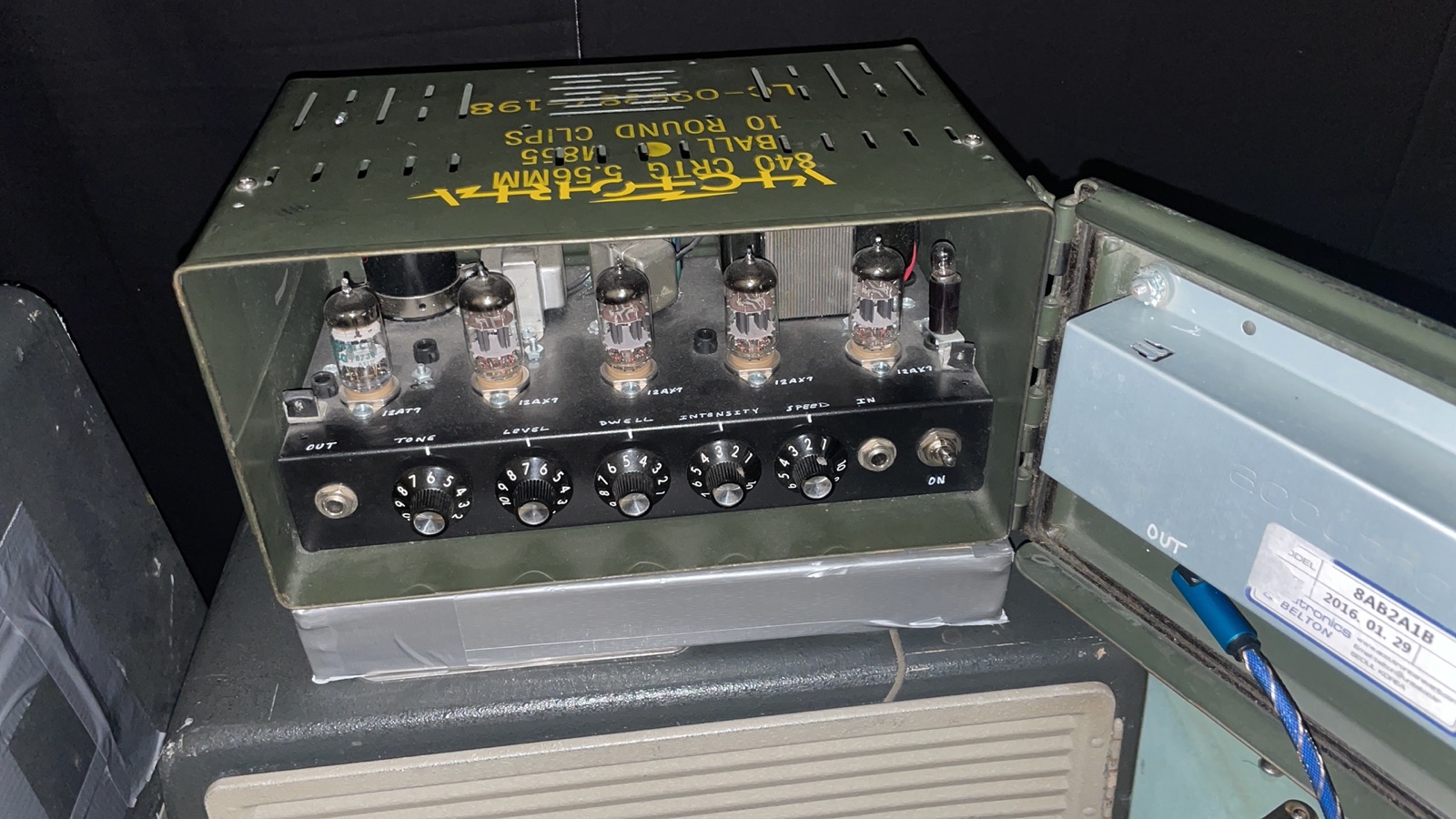 The Victoria Reverberato chassis, valves in